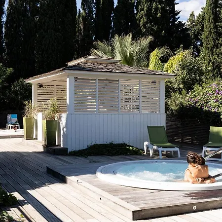 Camping Maeva Respire Ecolodge L'etoile D'argens Campingplatz