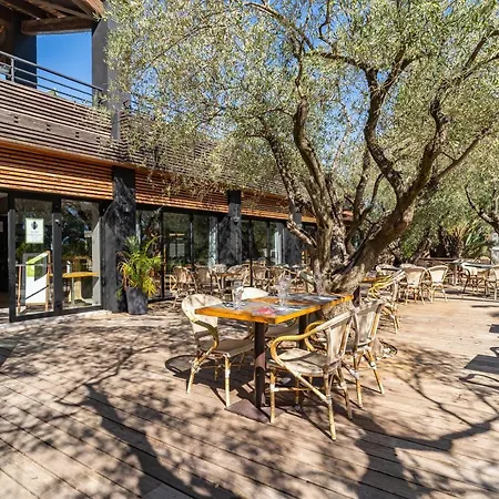 Camping Maeva Respire Ecolodge L'etoile D'argens Campingplatz