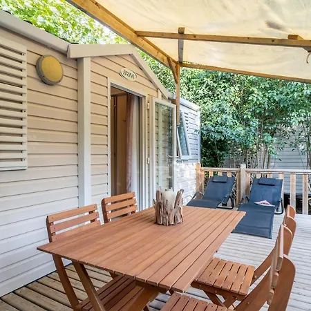 Camping Maeva Respire Ecolodge L'etoile D'argens Campingplatz