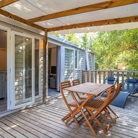 Camping Maeva Respire Ecolodge L'etoile D'argens Campsite Frejus