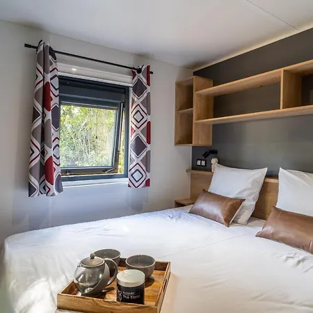Camping Maeva Respire Ecolodge L'etoile D'argens 5* Frejus