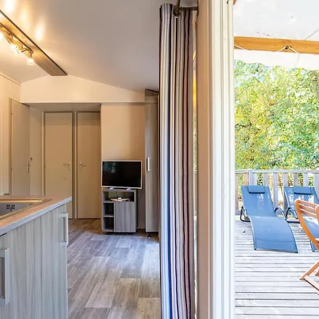 Camping Maeva Respire Ecolodge L'etoile D'argens Campingplatz 5*