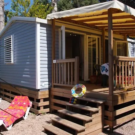 Camping Maeva Respire Ecolodge L'etoile D'argens Campsite 5*