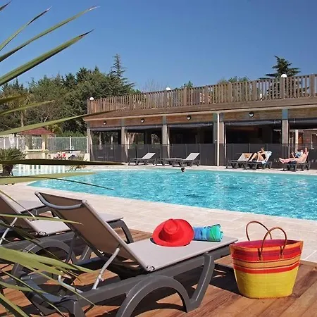 Camping Maeva Respire Ecolodge L'etoile D'argens Frejus